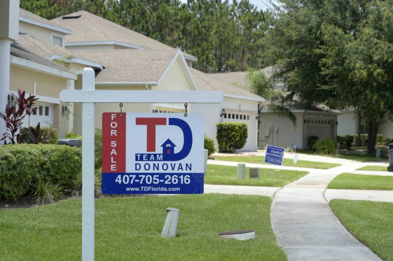 Los planes de inmigración de Trump podrían hundir el mercado de la vivienda en EEUU