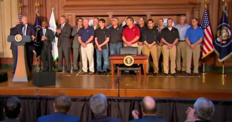 Trump echa abajo plan ambiental de Obama