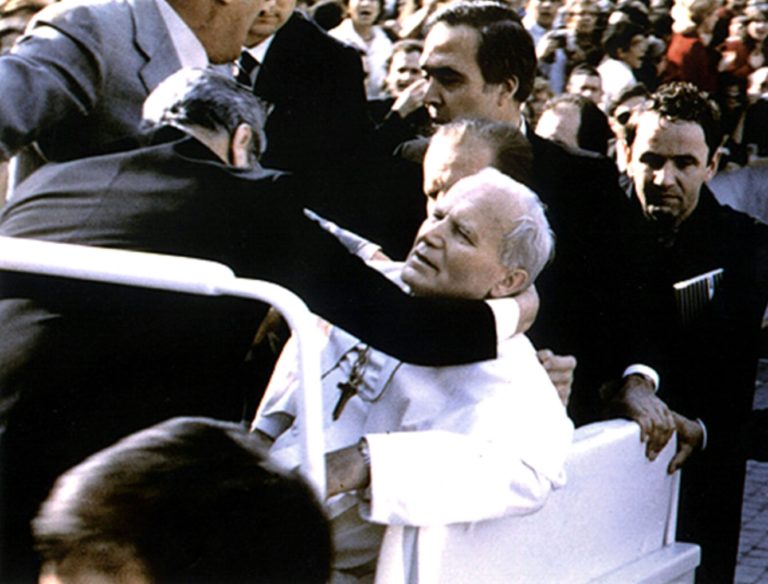 San Juan Pablo II y la Virgen de Fátima: Una historia que unió el cielo y la tierra