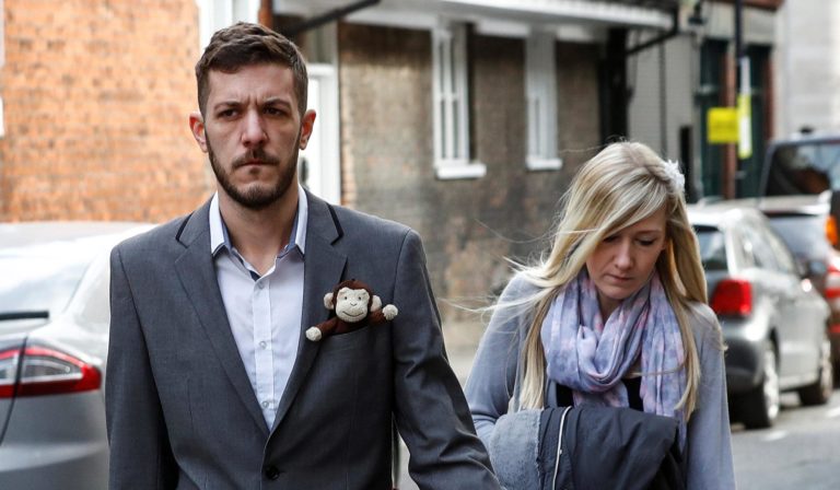 El ‘crimen’ del pequeño Charlie Gard: no ser un perro en la Europa que lloró por Excalibur