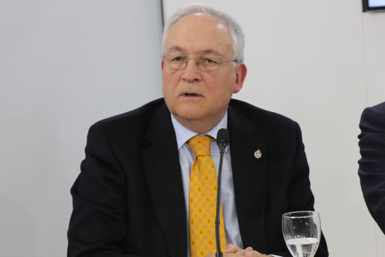 Serafín Fanjul: «Por parte de los inmigrantes musulmanes no hay deseo de integrarse»