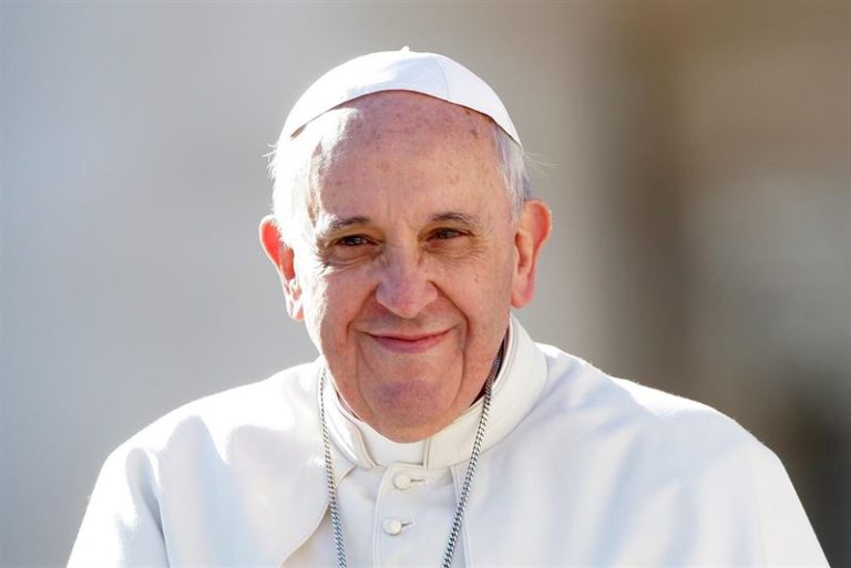 Tienes algo que decirle al Papa Francisco? Hazlo aquí