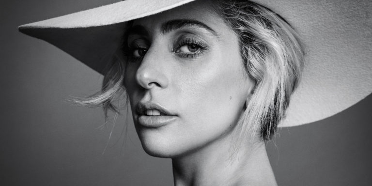 Lady Gaga: También los famosos somos pecadores y perdonados por Dios