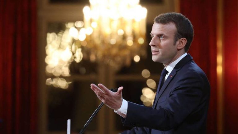 Macron anuncia una ley contra las noticias falsas