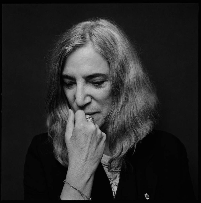 Patti Smith «Rezaré con el rock por el Papa»
