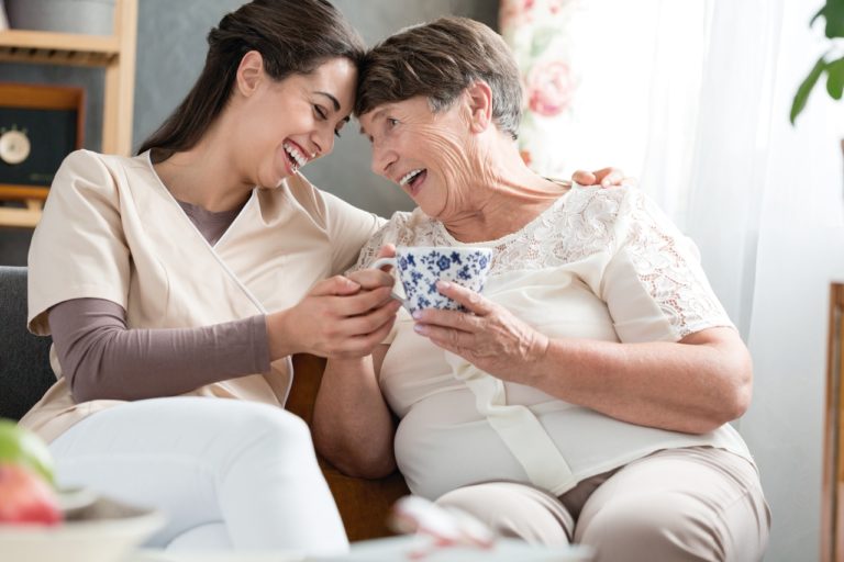 ¿Cómo cultivar el arte de  vivir siempre felices?