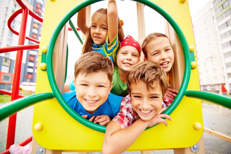 La inteligencia social de un niño es un indicador importante del éxito en la edad adulta