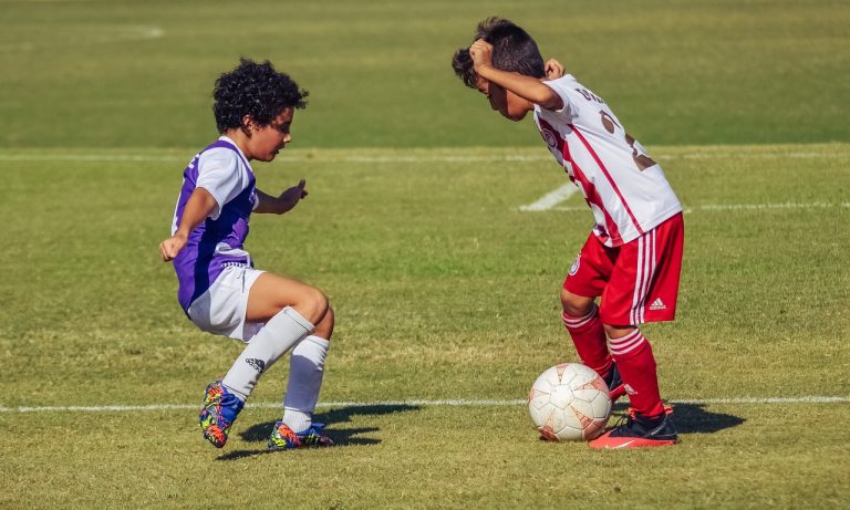 Cuando le das a tu hijo el fútbol