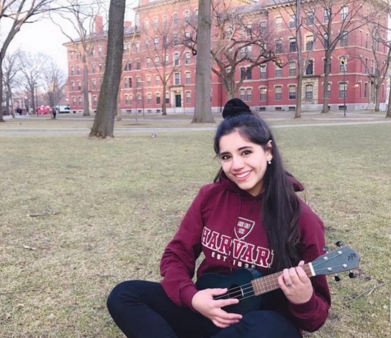 Es mexicana, la graduada más joven de posgrado de la Universidad de Harvard