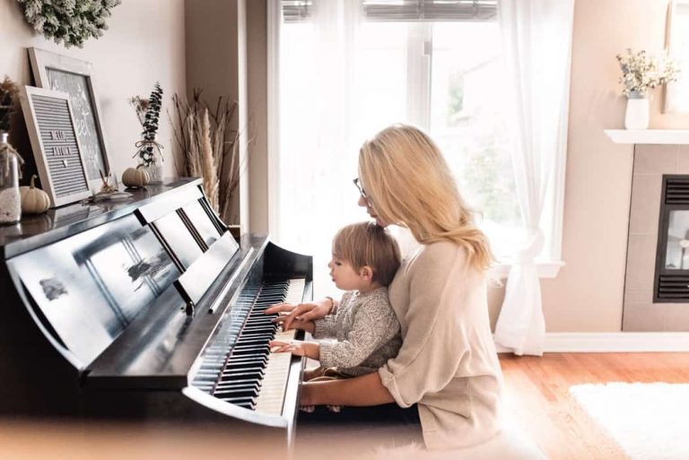 Uniendo el Piano con los Niños